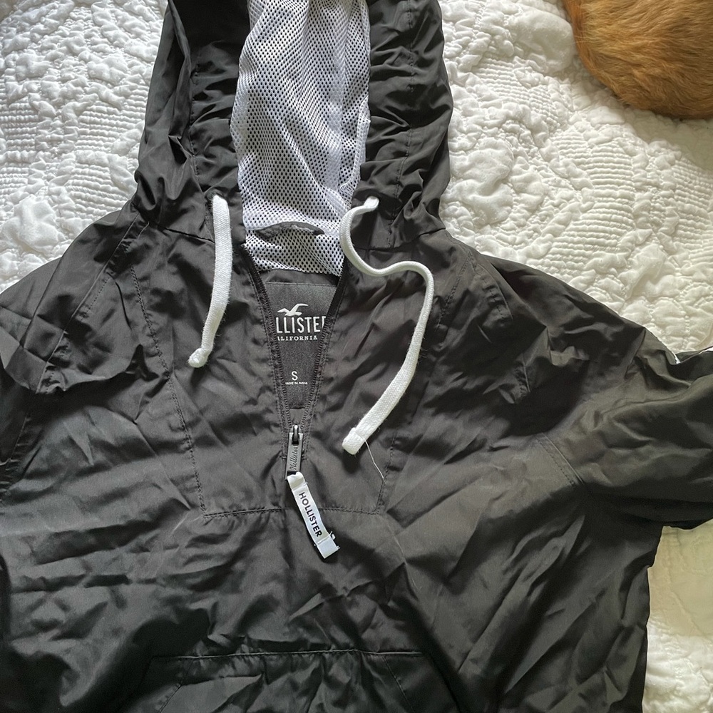 Hollister cropped rain jacket